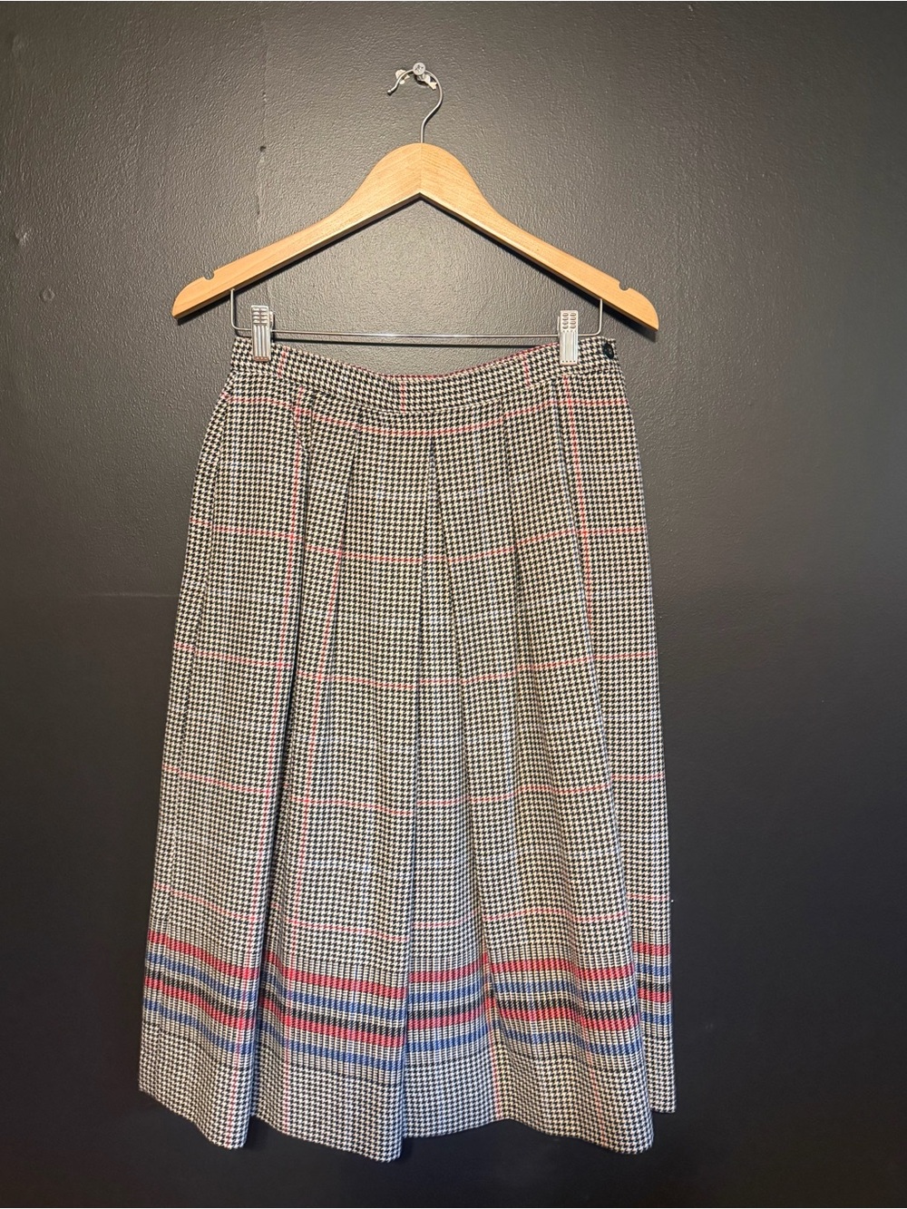 Vintage 80's Jones New York Checked Pleated A-Line Midi Skirt
